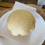 はつたもの - ふわふわ桃パン