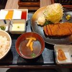 牛かつもと村 - 