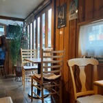 Steak&Grill SUNSET BEACH - スッキリな店内