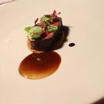 Restaurant Satoshi.F - 【2014/8再訪】ランプ肉のロースト　遠景より