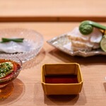 299412319 - 2025.5 お造り（能登産トラフグ、炭火で炙った能登産クエ、由良産ムラサキウニ）