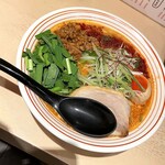 札幌ラーメン 辛いち すすきの店 - 5辛 ニラトッピング