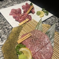 焼肉 宮中 - 
