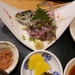 味里 - 鯵、塩辛、漬物