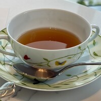 RISTORANTE OZIO - コンソメスープが上品で素晴らしく美味しい