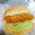パン工房 麦童 - 料理写真:海老カツバーガー260円外税ｗ