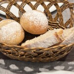フランス料理 アッシュ - 自家製パン