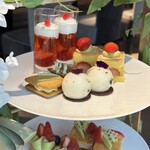 TAVERN by the green - 