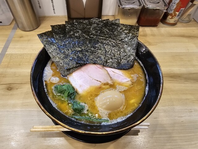 ラーメン 三浦家 裏武蔵家 丼 どんぶり 家系 ラーメン 三浦家 裏武蔵家 家系 どんぶり 丼
