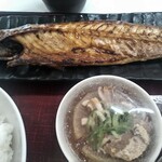 四日市ヒモノ食堂 - 脂のってます