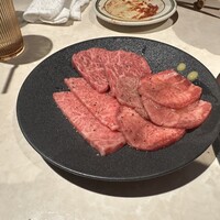 Yakiniku BarBies - 