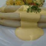 Lindenbräu - オランデーズソースがたっぷり