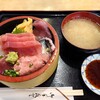 食事処 さか本 - 半ライスのさか本丼