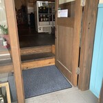 イタリア料理 ロッカルダ - 店舗入口