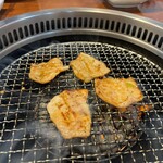 焼肉冷麺やまなか家 - 調理中！