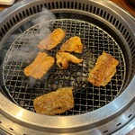 焼肉冷麺やまなか家 - 調理中！
