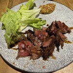 バル30 - 牛ハラミのタリアータ