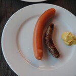 Steigenberger Hotel am Kanzleramt - 料理写真:ソーセージ（ヴルスト）