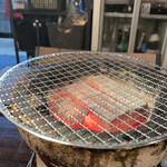 炭火焼肉 肉刺し にく式 - 