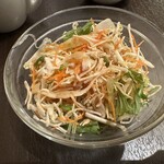 洋食キッチン シャトー - 【2025.5.12(月)】Special menu「Ｂ：牛すじハッシュドビーフ」の野菜サラダ