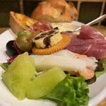 ニューコマツ - 笑みしかこぼれない