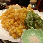 いわや - とうもろこしのかきあげ（アップ）（2014/08）