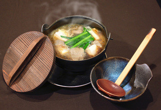 紅とん　 - 牛ホルモン豆腐鍋