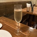 御徒町ワイン食堂パパン - 