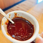 ステーキのどん - ごはんどろぼうなランチ
豪快鉄板のにんにく味噌チキン
ライス、パン、スープバー付き
