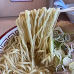 田中そば店  - 麺リフト。