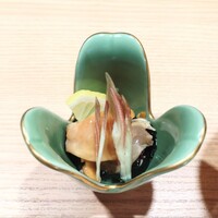 ヒル薬膳粥・ヨル貝料理カイノクチ - 赤貝のマリネ
