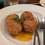 ロティサリーチキンとワイン飲み放題 Hamachan55 - 