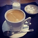 シロ46 - コーヒーカップも可愛い