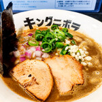 煮干しラーメン キングニボラ - メカニボラ（濃厚煮干しそば）