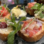 青山フラワーマーケット ティーハウス 赤坂Bizタワー店 - 花かんむりのフレンチトースト 1,540円