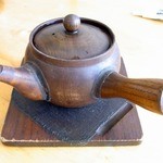 うなぎ亭 友栄 - 木の急須