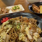 たかぎ - 料理写真:ランチの焼きそば+小ライス　850円