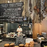 MORETHAN BAKERY - サンドイッチをオーダーできます