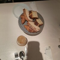 TOOTH TOOTH GARDEN RESTAURANT - 