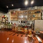 肉バル 透 - カウンター席