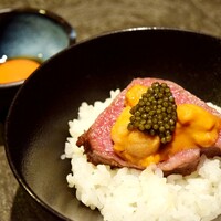 ウニキャビア　シャトーブリアン丼