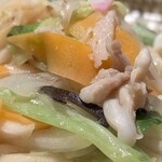 味のかつえだ - お野菜もたっぷり、オリジナル麺も美味しい