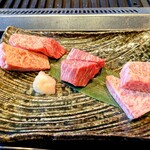 和牛厨　ふか尾 - 