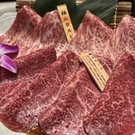 黒毛和牛焼肉 凱旋門 - 