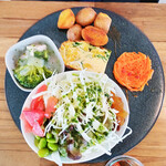 ザ・フュージョン - 前菜とサラダ（芋付）