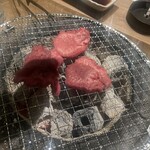牛舞 ホルモン焼肉酒場 - 