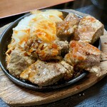 かしら焼き＆もつ鍋 金太郎 - サイコロステーキ定食1.5倍