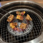 美味しい赤身と最高級ホルモン スーパーホルモン - 