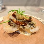 Global French Kitchen 雫 - 愛媛県産　鱧のフリット　五香スパイス香る黒酢バルサミコ