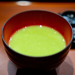 礼讃 - 昆布出汁のうすい豆すり流し